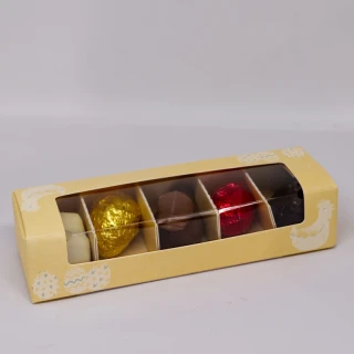 Plumier with 5 mini chocolate subjects