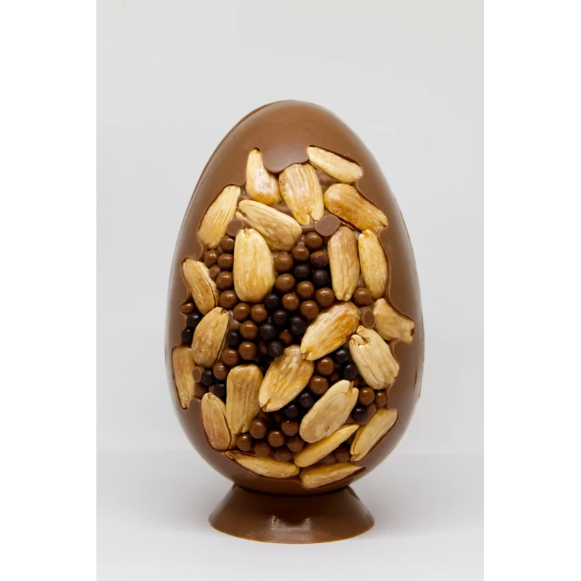 Œuf Crispy Lait Amande ou Noir Amande 13cm