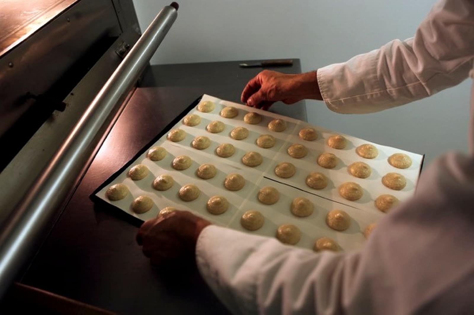 confection-macarons-plaque-four