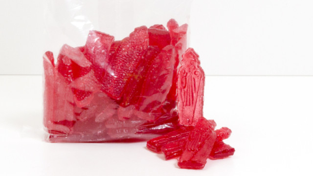 Red sugar Saint Nicholas figures